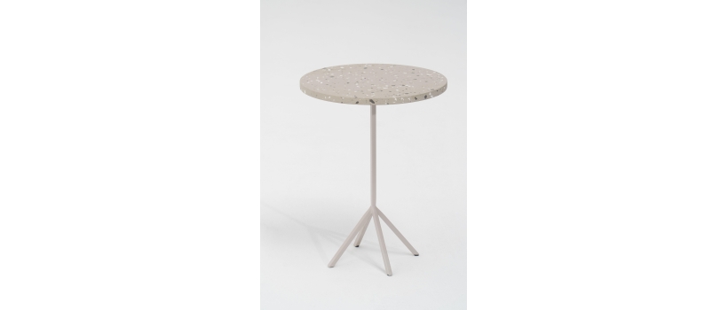 Mesa Lateral Piramide